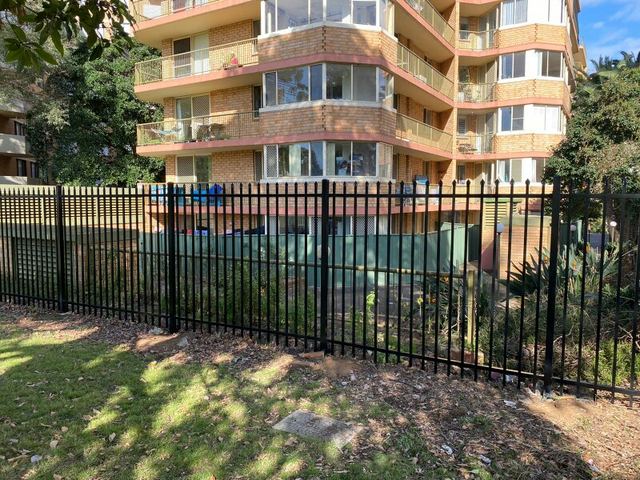 Security fence built at Parramatta High School