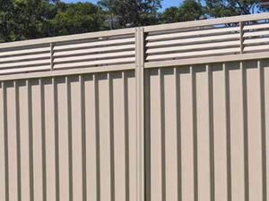 Colorbond Fence with 300mm Louvre Inserts