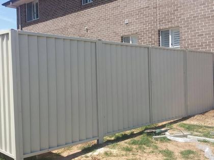 Colorbond fence, Moss Vale Sand, New Style profile, Liverpool